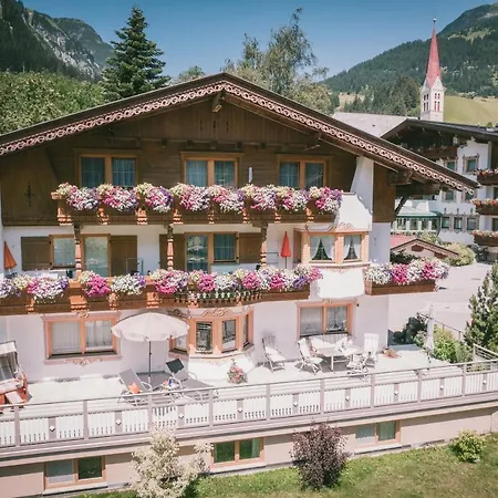 Marion هولزاغو