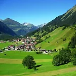 Marion Holzgau